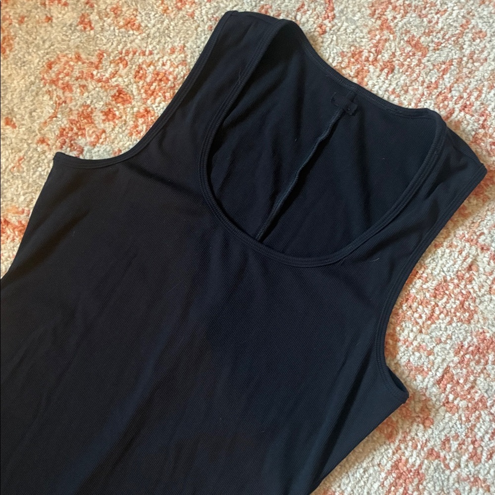 Vuori Pose scoop neck ribbed midi tank Dress size medium black - Picture 4 of 8